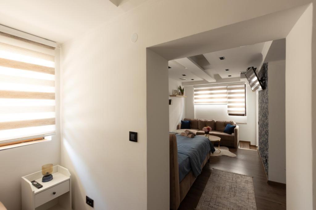 Bonsai Apartment Novi Pazar Exterior foto
